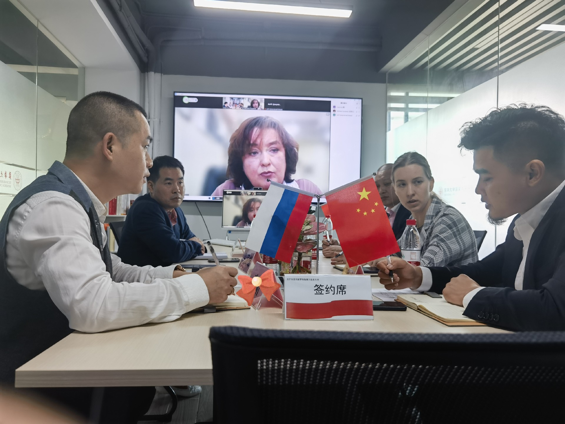 1697010225819865.jpg a41ff6e66b6eae76693916db1c835db.jpg